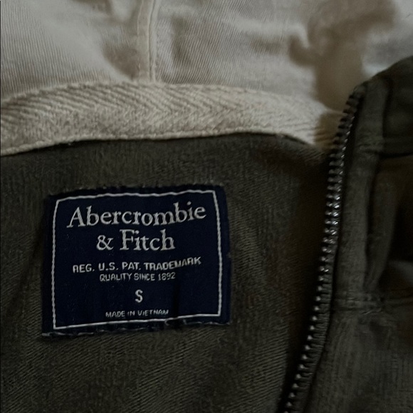 Abercrombie men's long sleeve half zip hoodie - Picture 2 of 4
